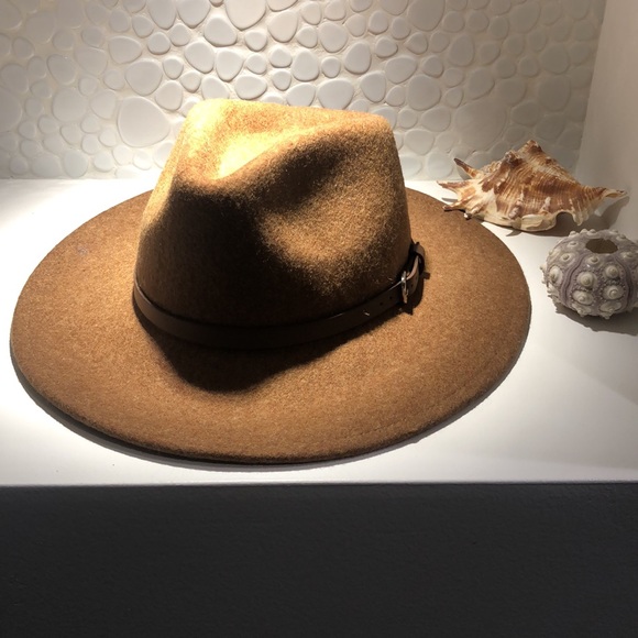 Brown hat - Picture 2 of 4